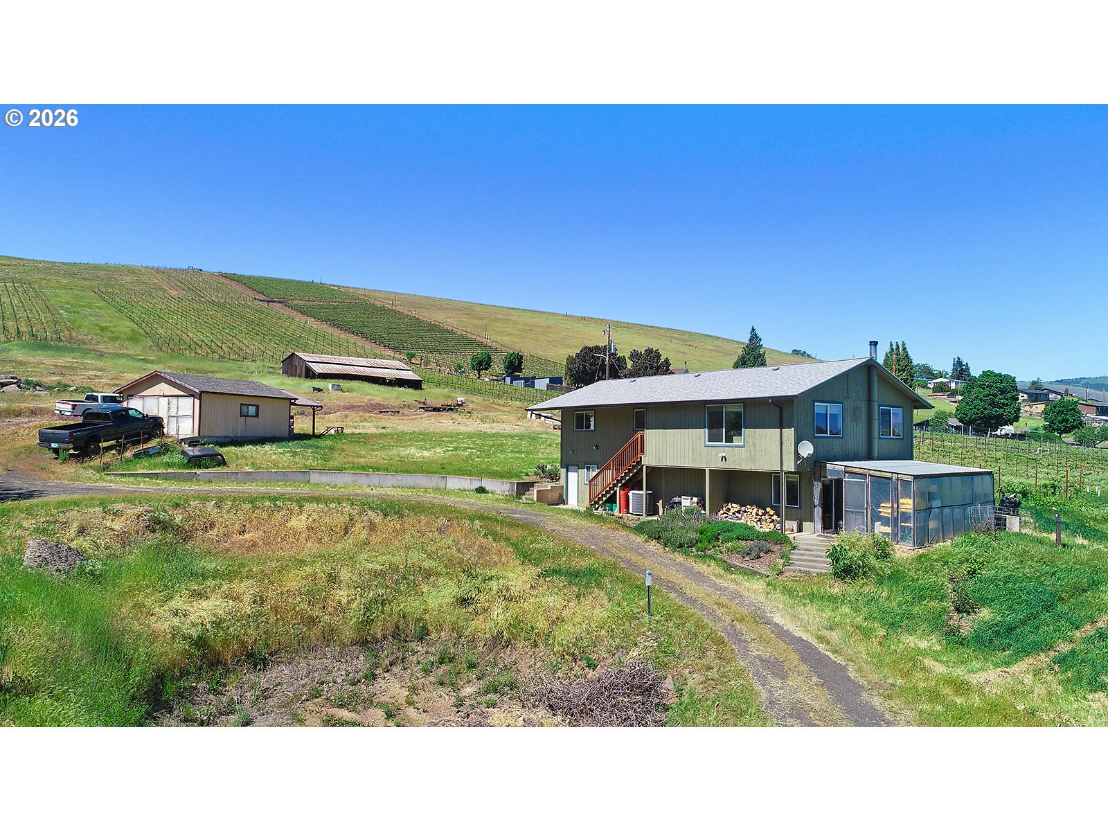 5073 CHENOWETH RD, TheDalles, OR 97058