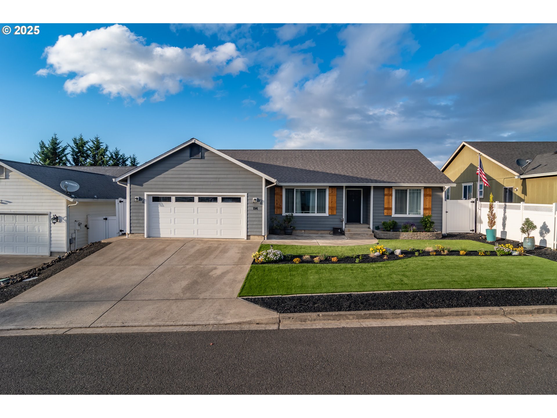 114 UMPQUA VIEW DR, Roseburg, OR 97471