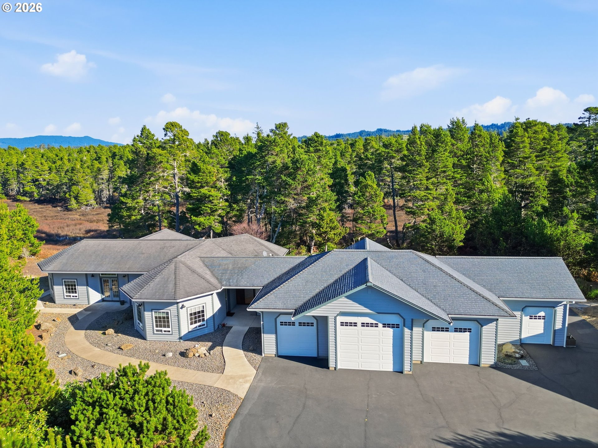 5200 DUNEWOOD DR, Florence, OR 97439