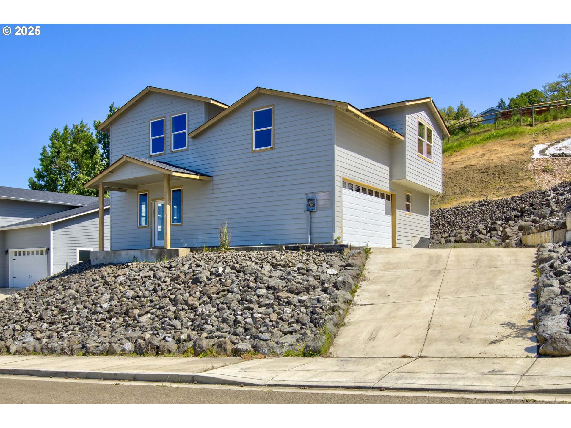 1030 FOREST HEIGHTS ST, Sutherlin, OR 97479