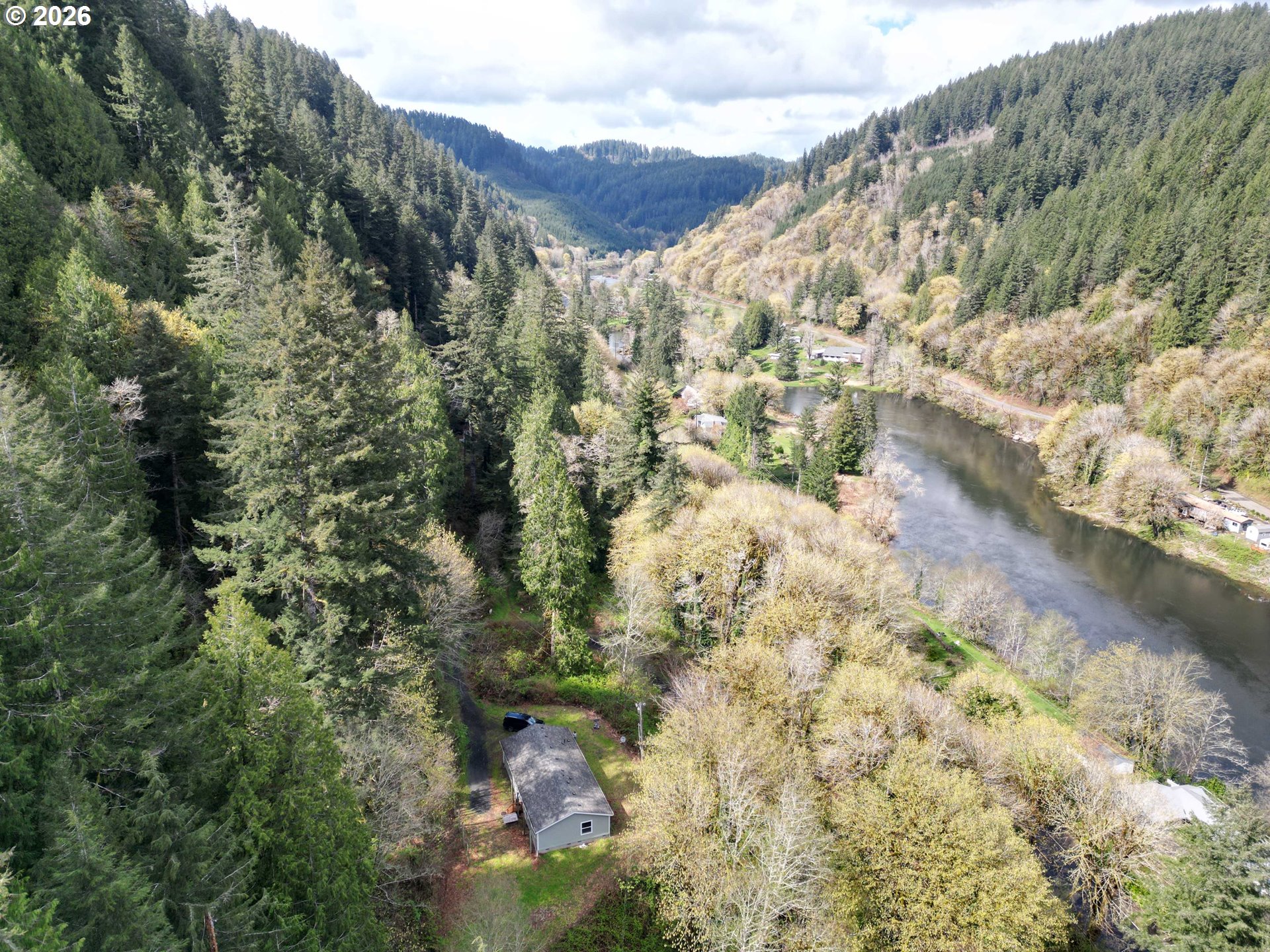 11211 Highway 36, Mapleton, OR 97453