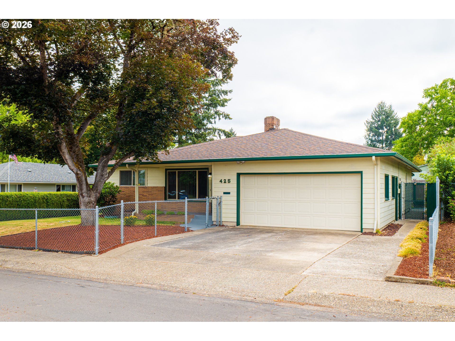 425 MAPLE ST, Roseburg, OR 97471