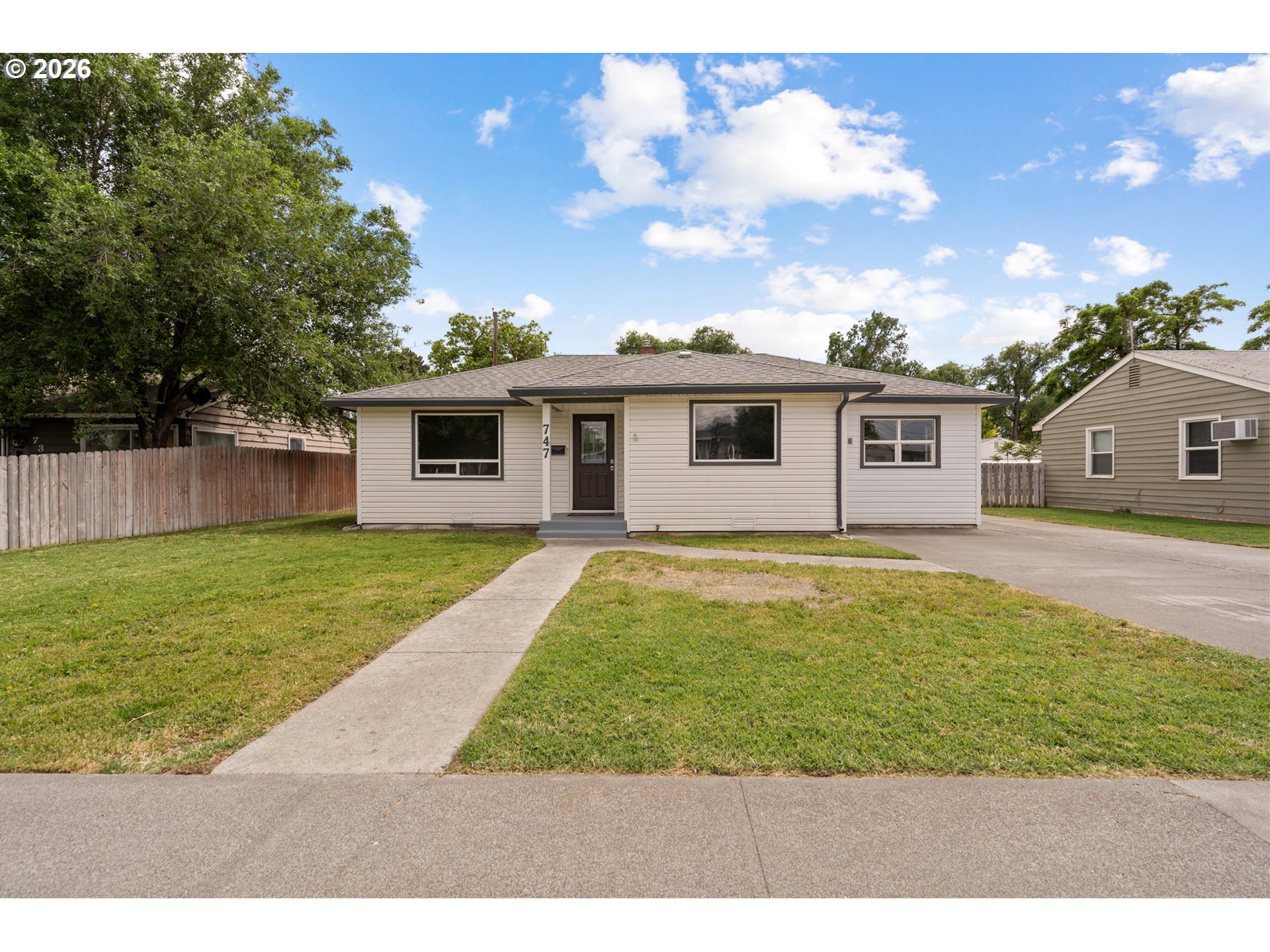 747 JUNIPER AVE, Hermiston, OR 97838