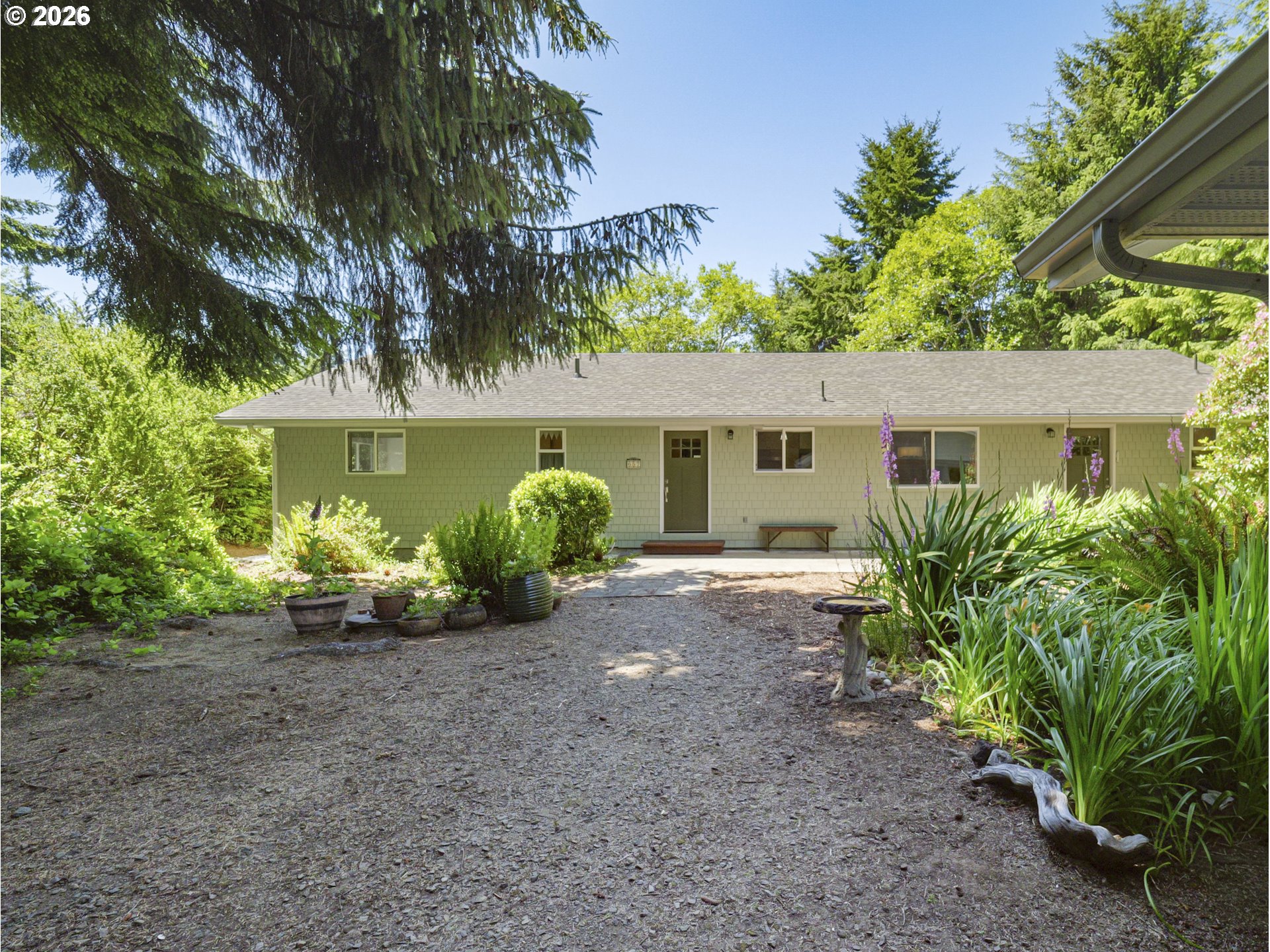 657 SCHOONER CREEK RD, LincolnCity, OR 97367