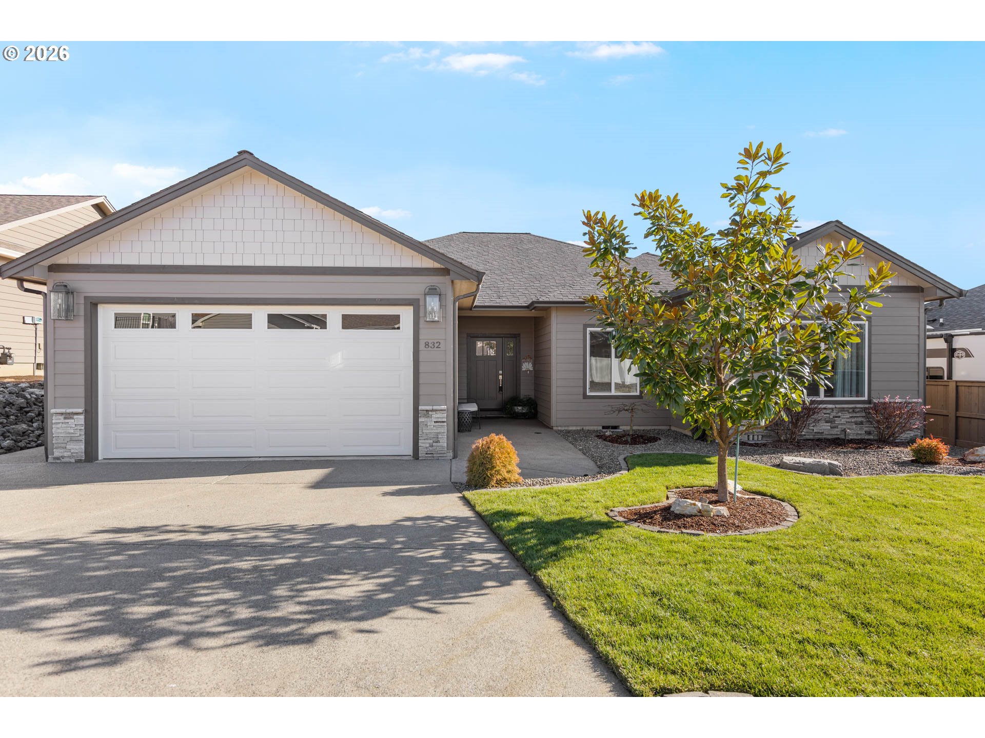832 SAND PINES AVE, Sutherlin, OR 97479