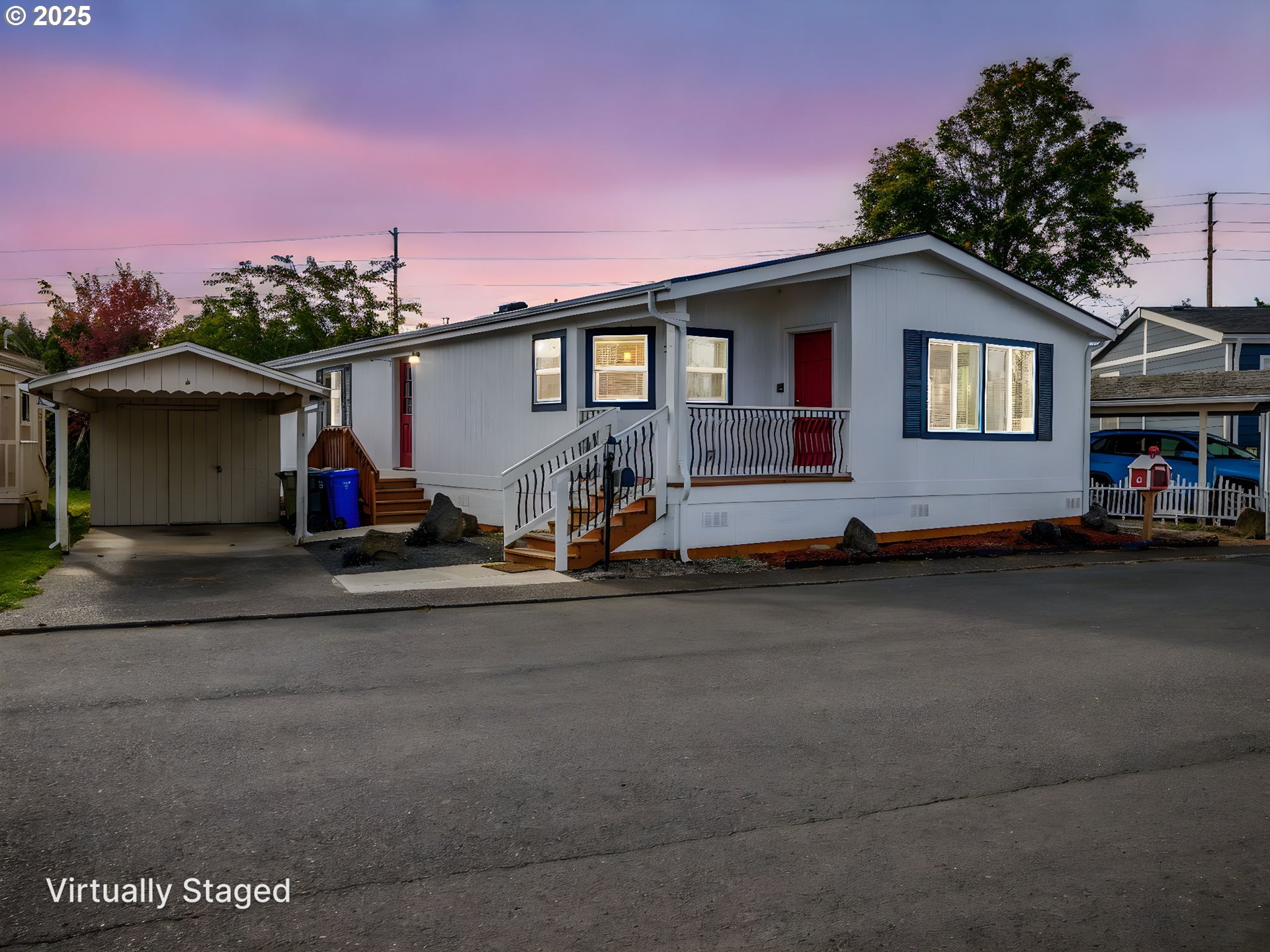 570 10TH AVE, Cornelius, OR 97113