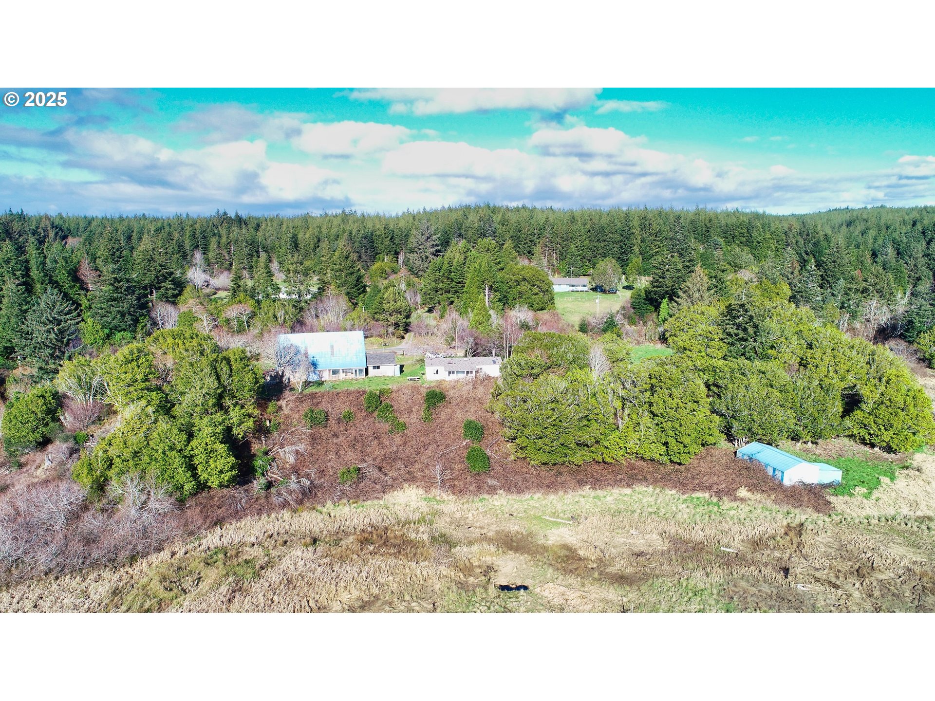 83832 BANK LN, Bandon, OR 97411