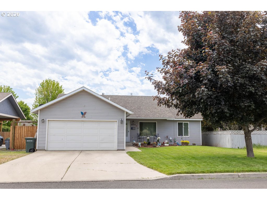 2910 MISTY AVE, LaGrande, OR 97850