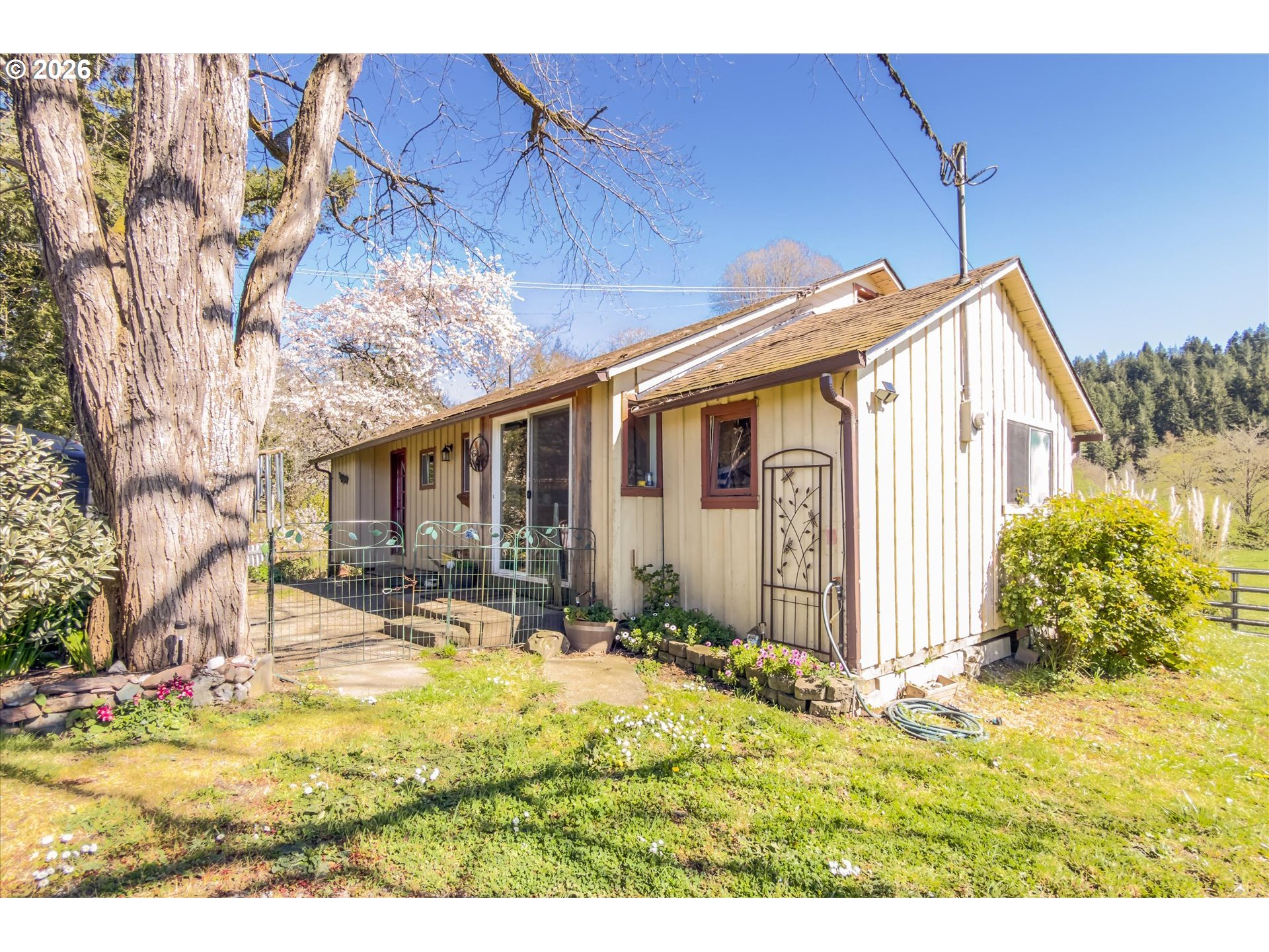 14982 HIGHWAY 42, MyrtlePoint, OR 97458