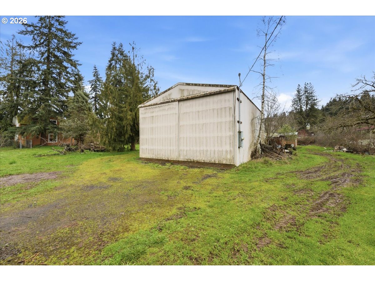 130 C ST, ScottsMills, OR 97375