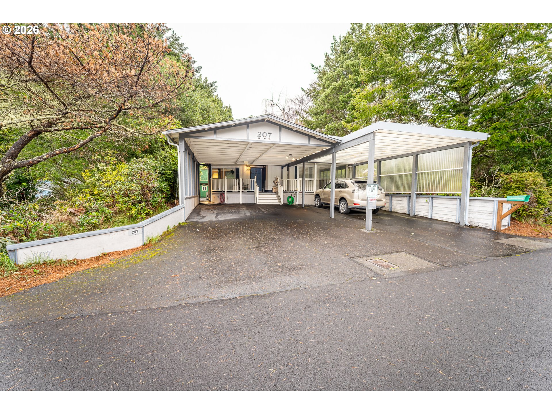 1600 RHODODENDRON DR, Florence, OR 97439