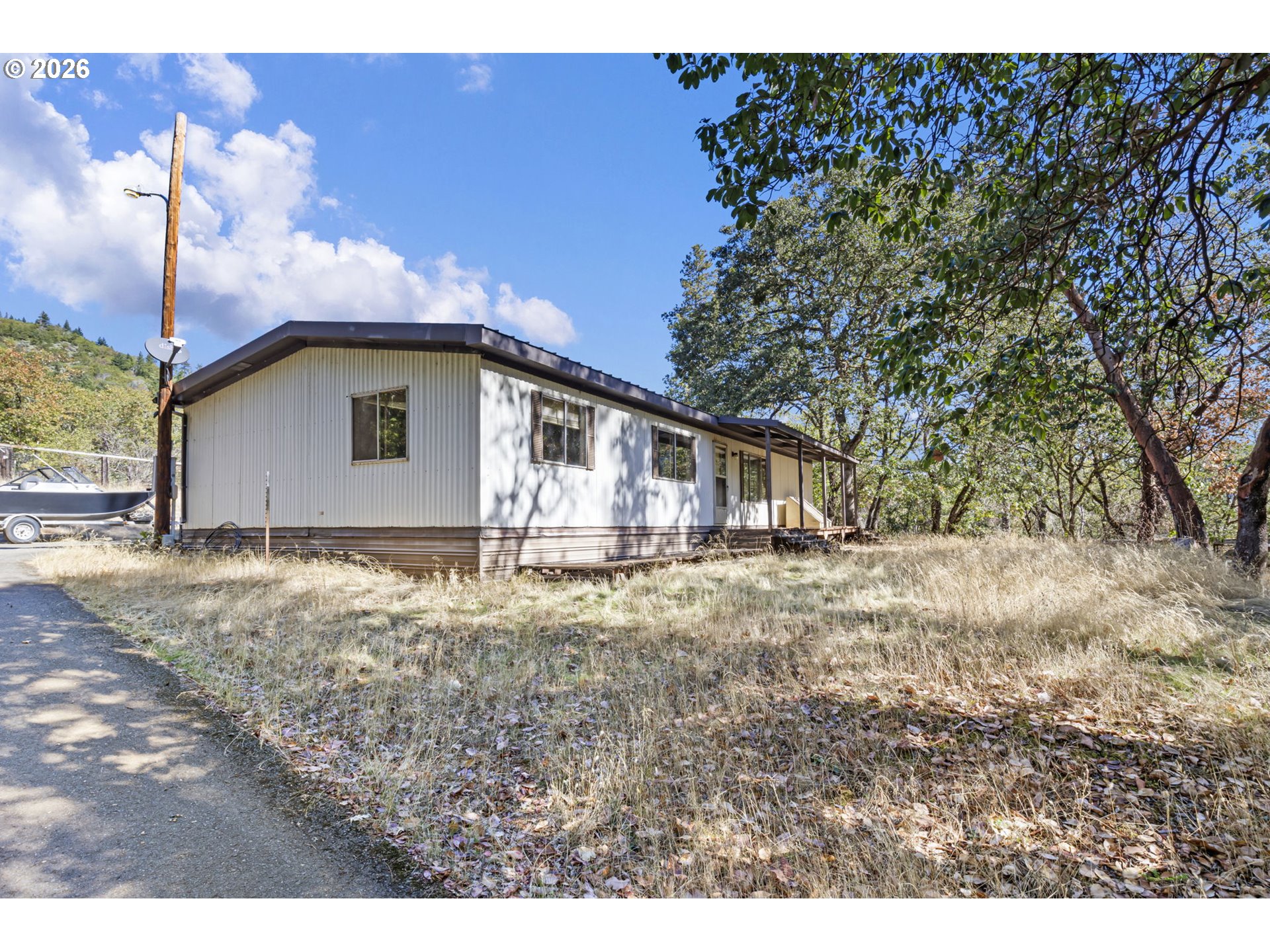 4950 FOOTHILL BLVD, GrantsPass, OR 97526