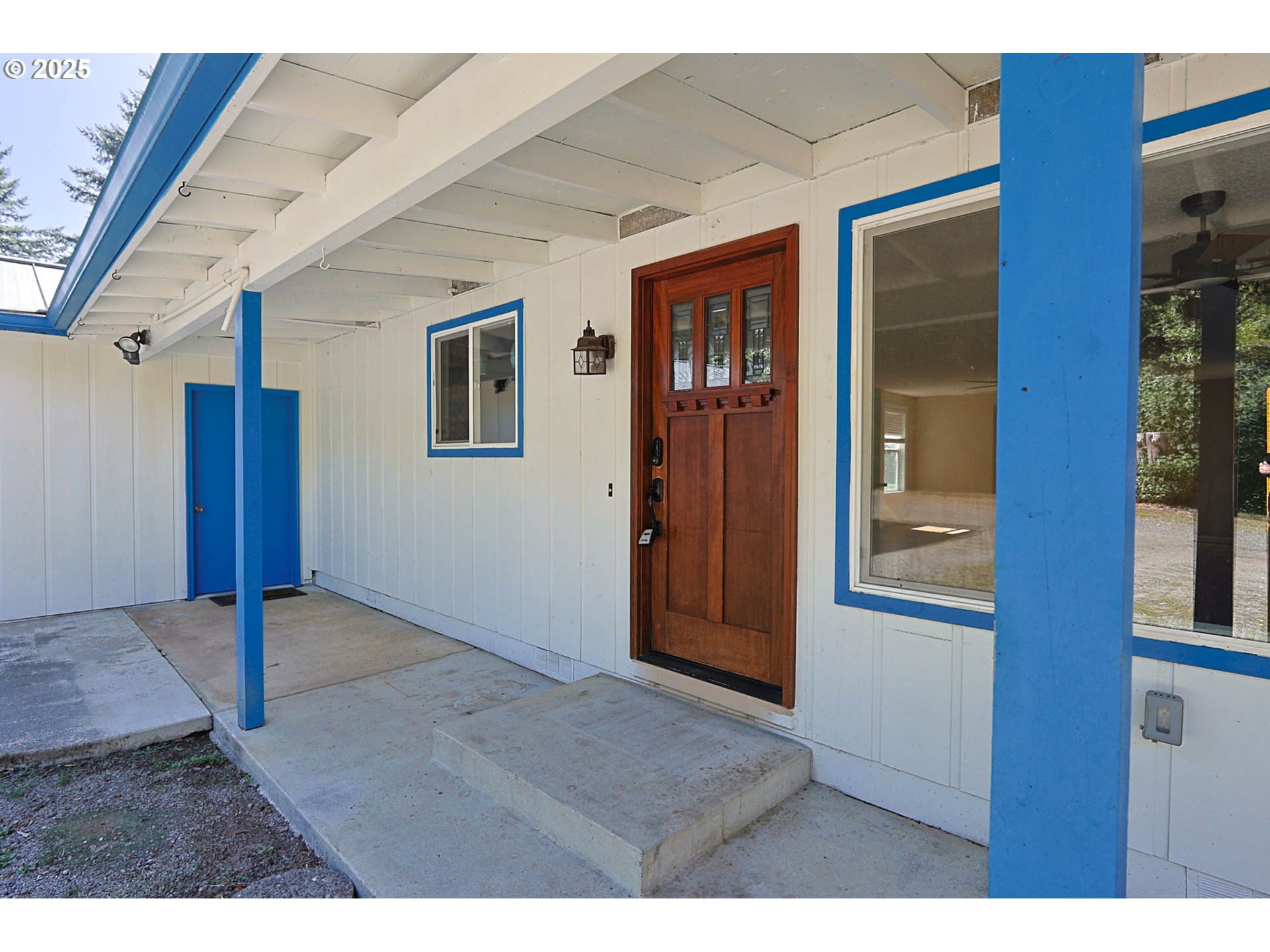 60031 FAIRVIEW RD, Coquille, OR 97423