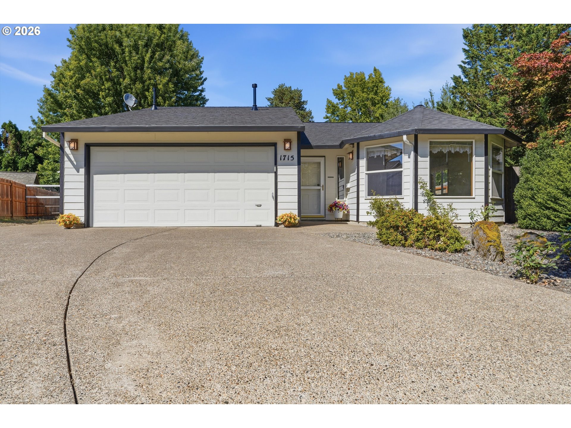 1715 SONGBIRD ST, McMinnville, OR 97128