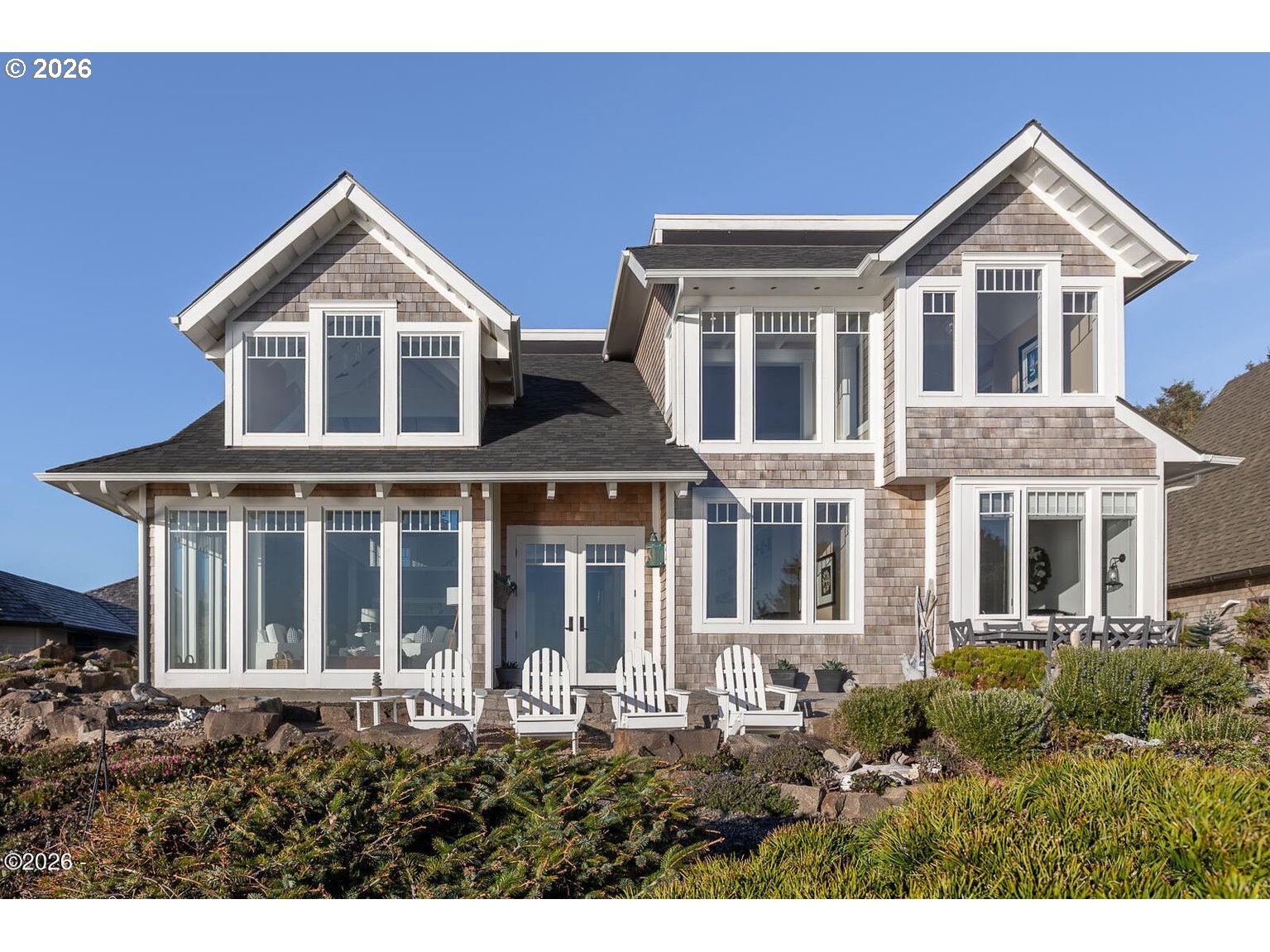 520 COVE PT, DepoeBay, OR 97341