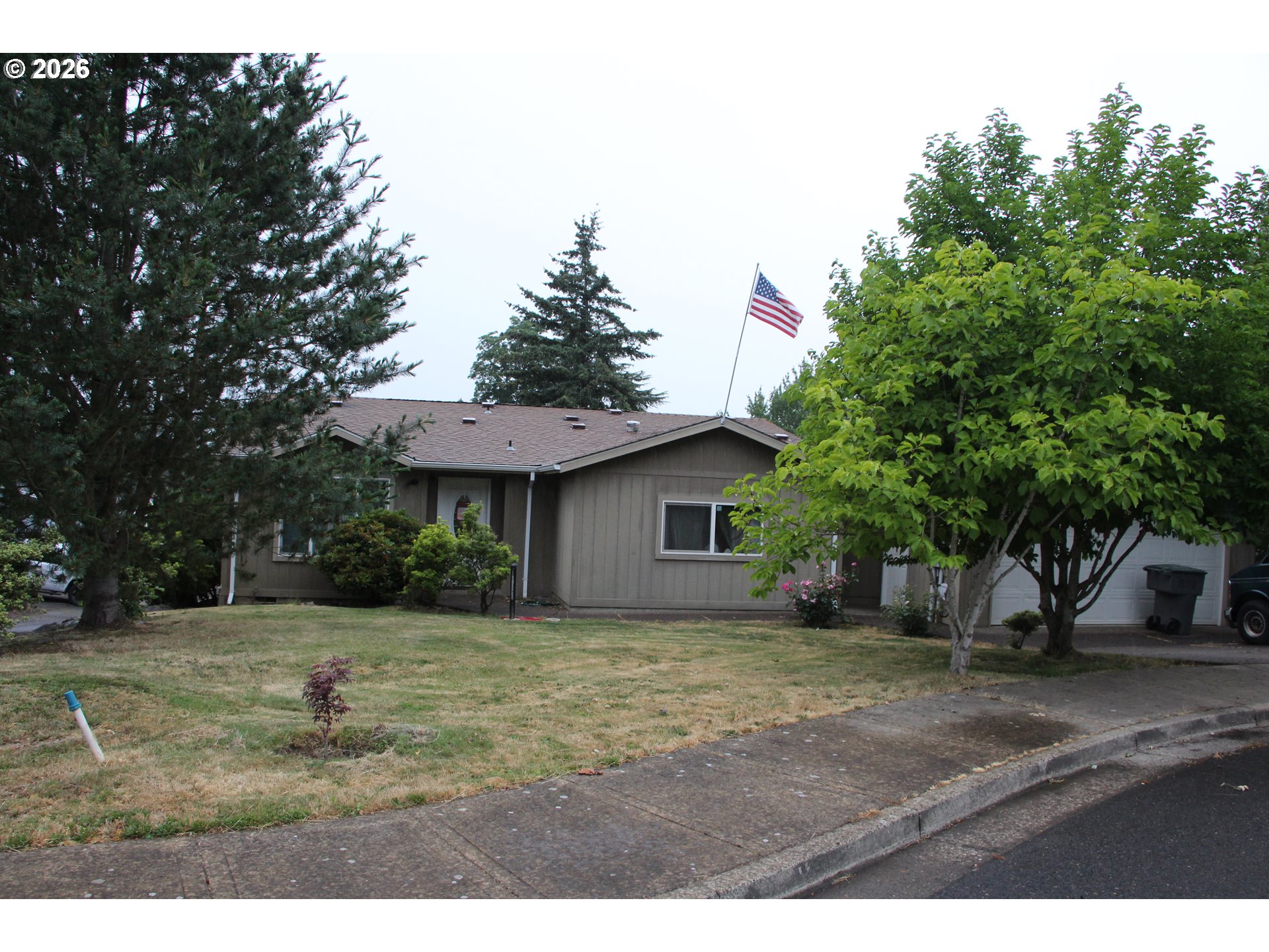 952 ADAMS ST, Lafayette, OR 97127