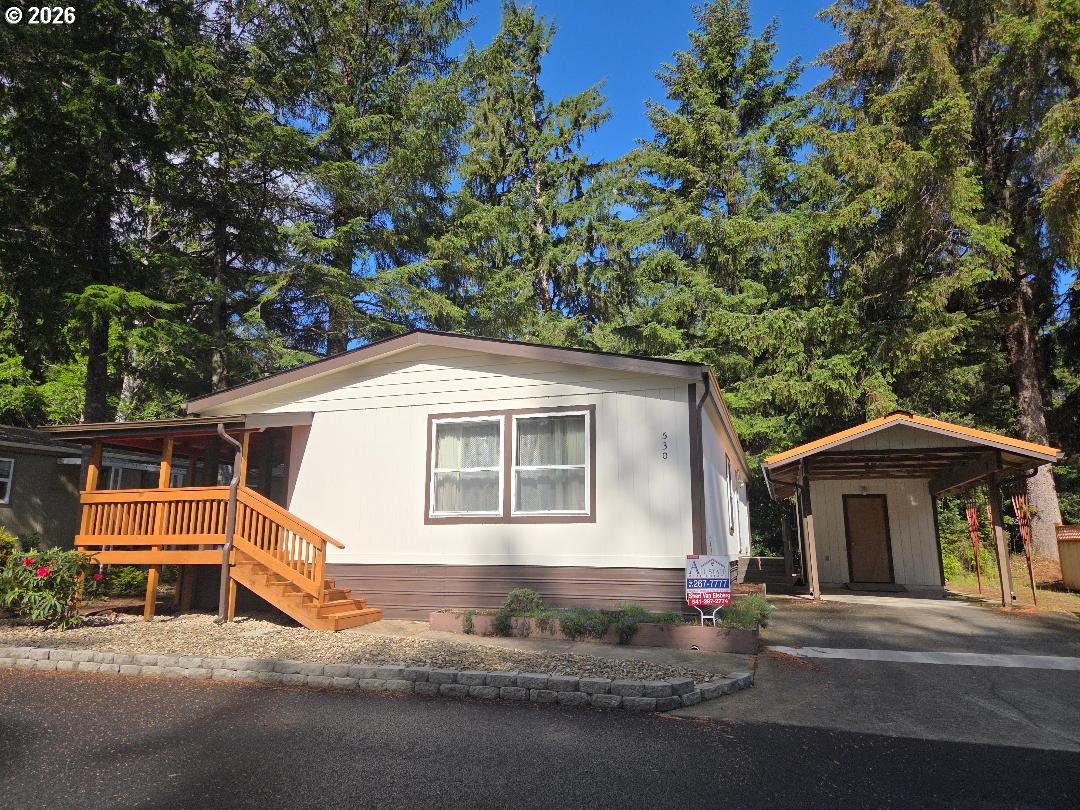 530 SHOREPINES PL, CoosBay, OR 97420