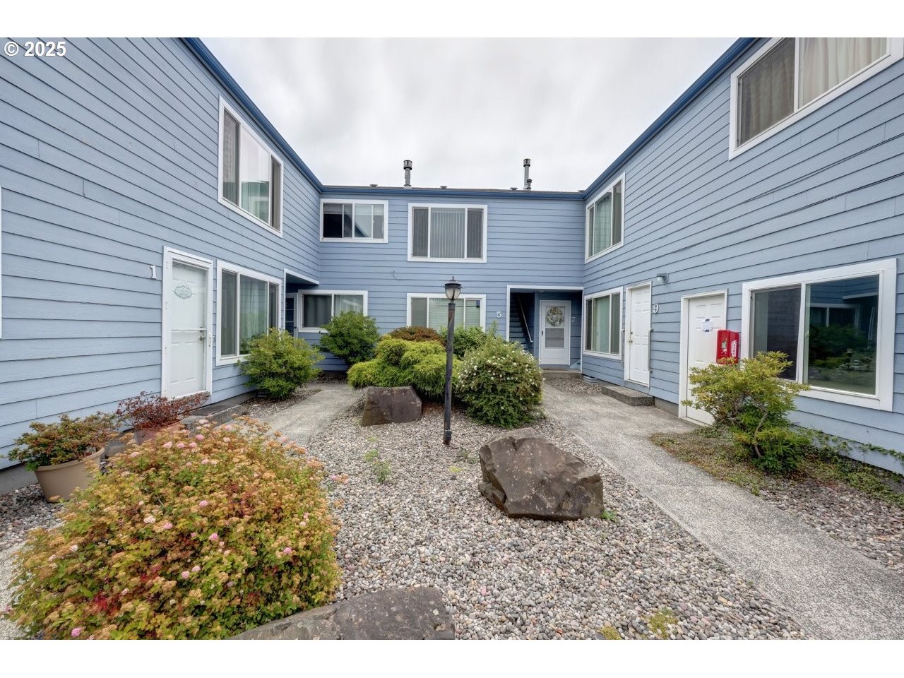 870 HOLLADAY DR, Seaside, OR 97138