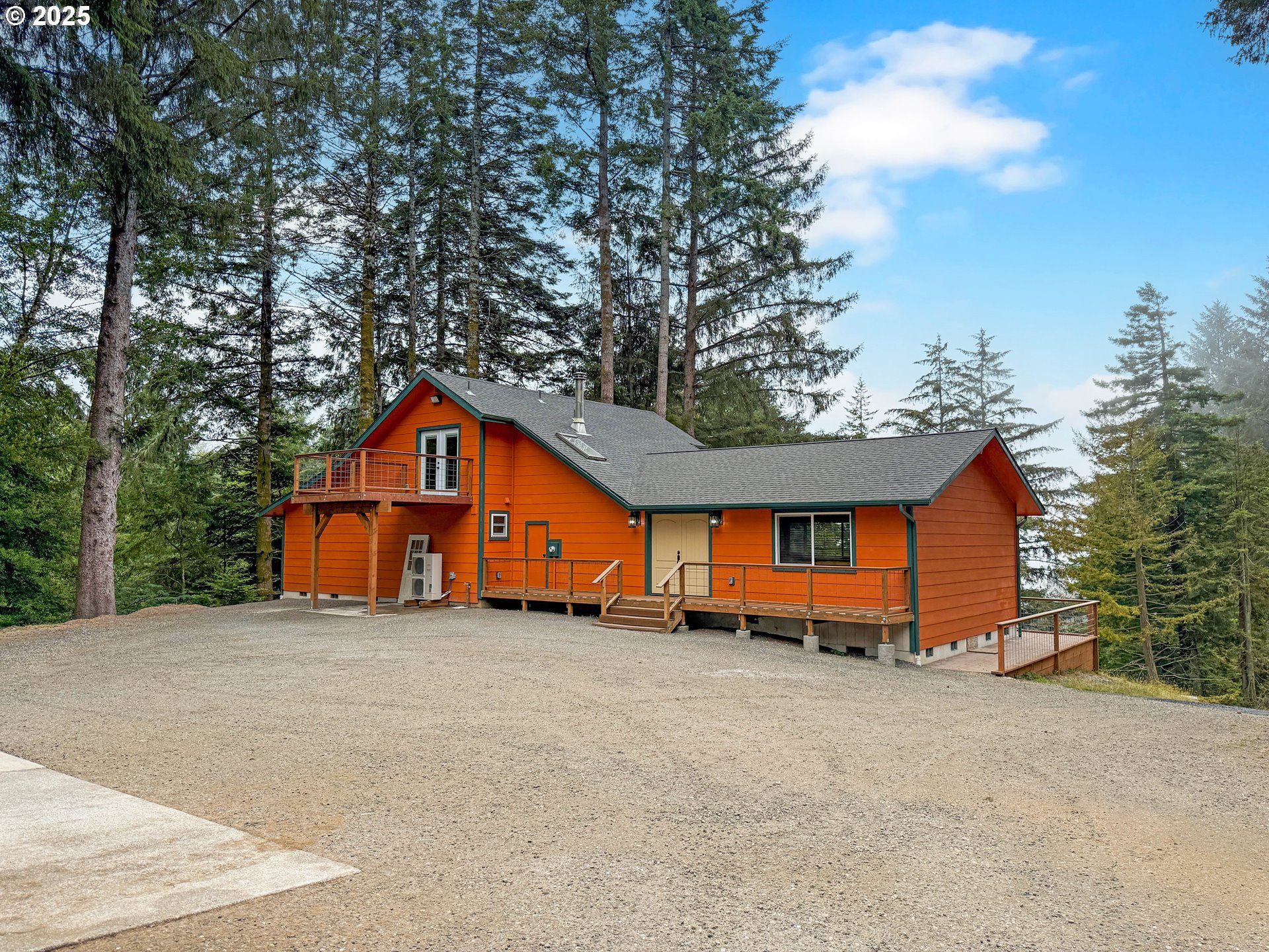 20313 WHALESHEAD RD, Brookings, OR 97415