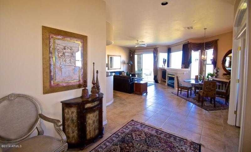 foyer leading into greatroom