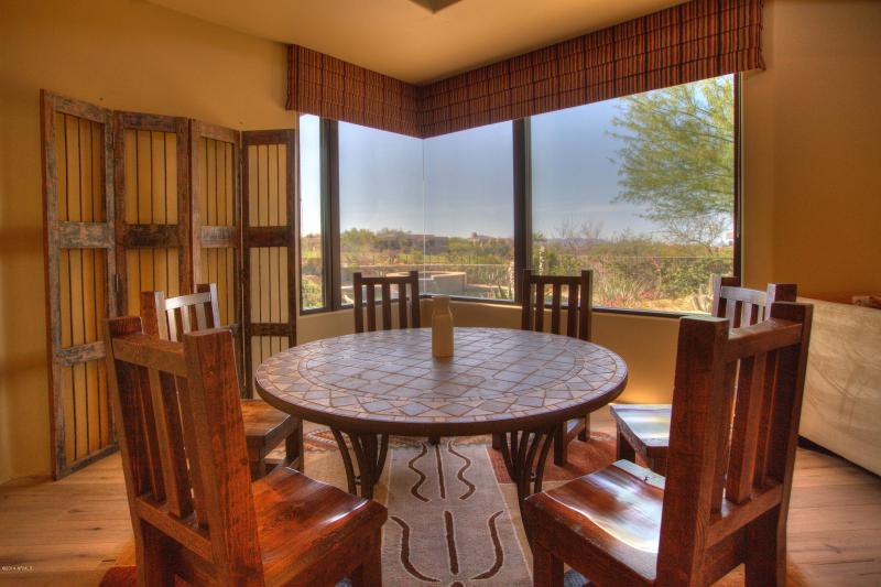 006_Dining with a View