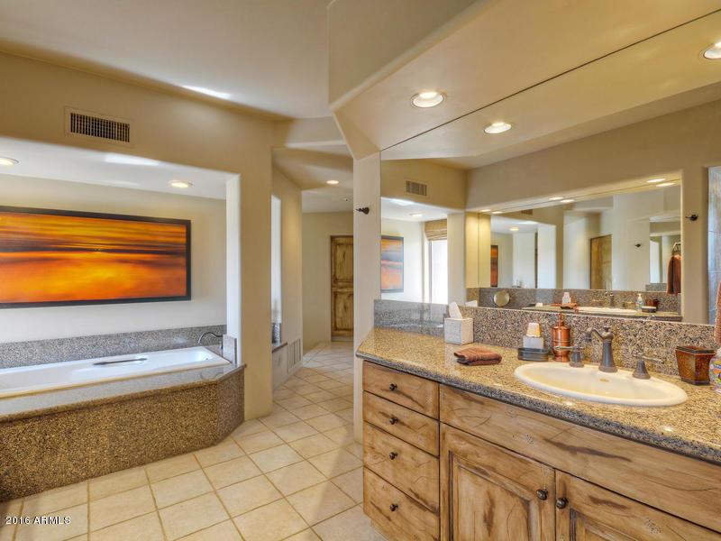 10620 E Honey Mesquite-MLS_Size-010-10-M