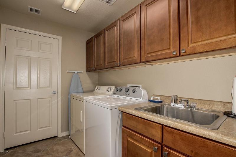 VTC 2064 LAUNDRY ROOM