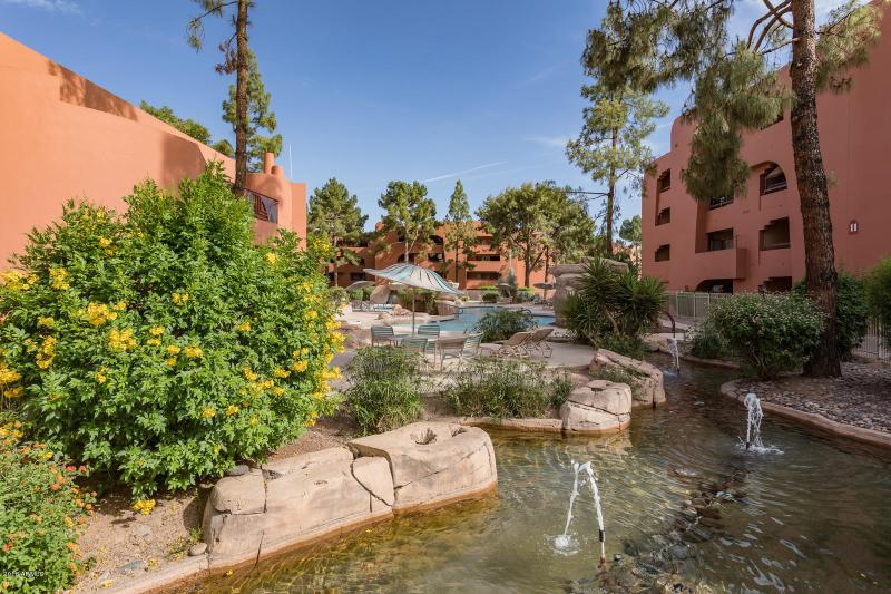 31_12212_N_Paradise_Village_Pkwy_031_mls