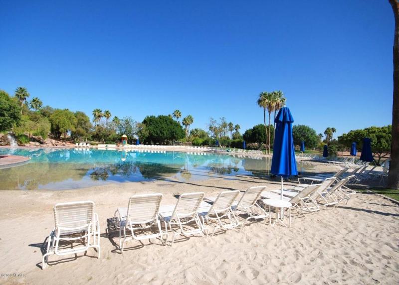 beach front entry pool