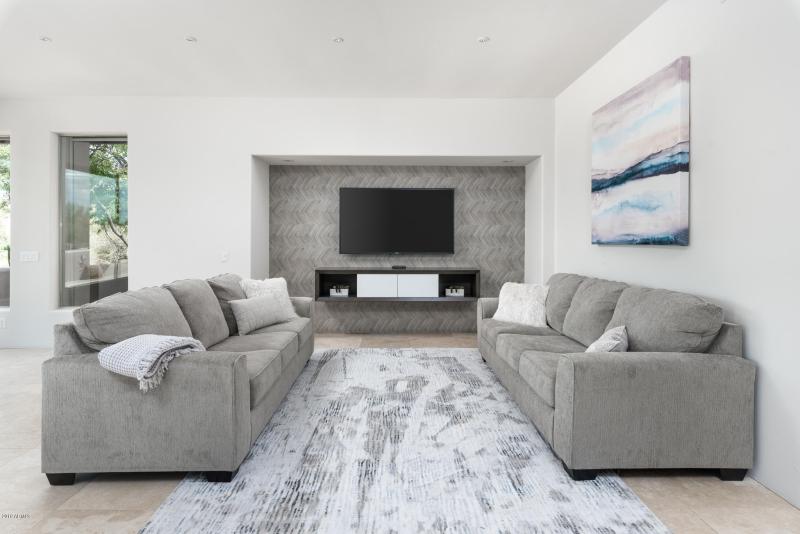 9361ESundanceTrail-14-2