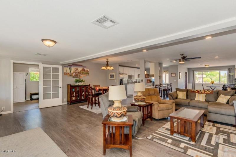 Pueblo living rm to kitchen