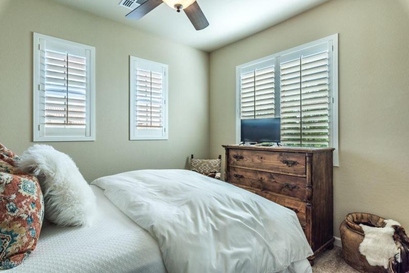 Encore - guest bedroom 2