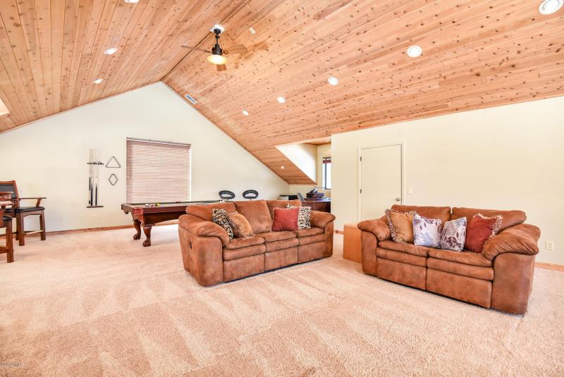 Carriage House Upstairs