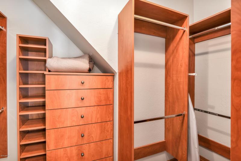 Primary Walk in closet