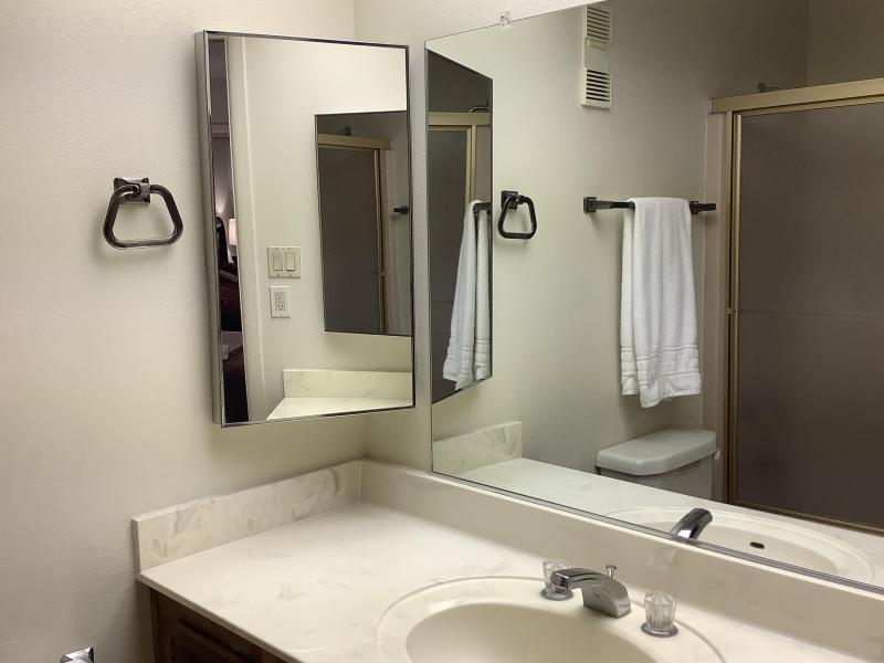 2nd Bathroom in Bedroom