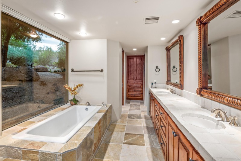 035_Junior Master Bath