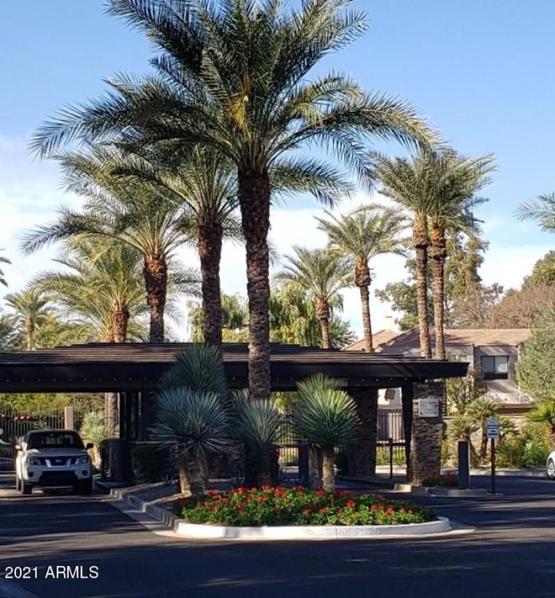 Gainey Ranch Main Gate Entrance