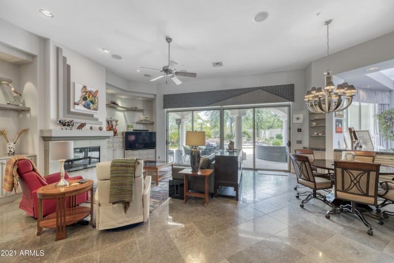 Family ~ Casual Dining