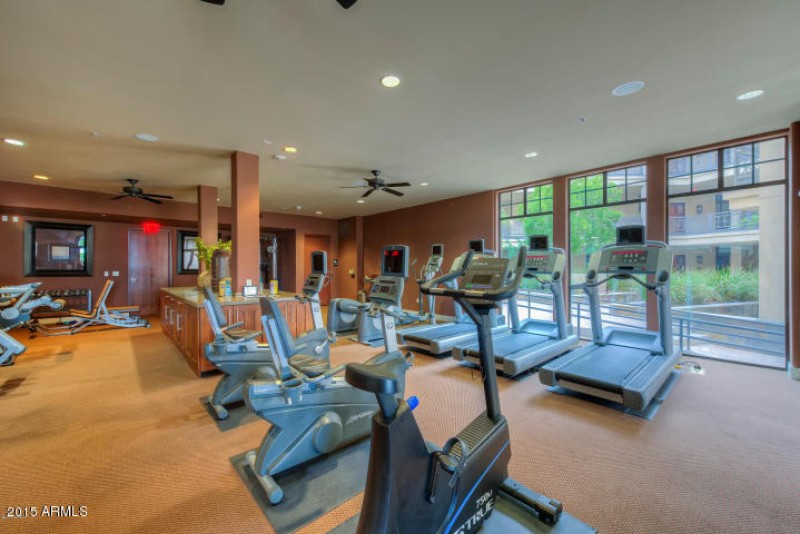 20150131180012693771000000-o