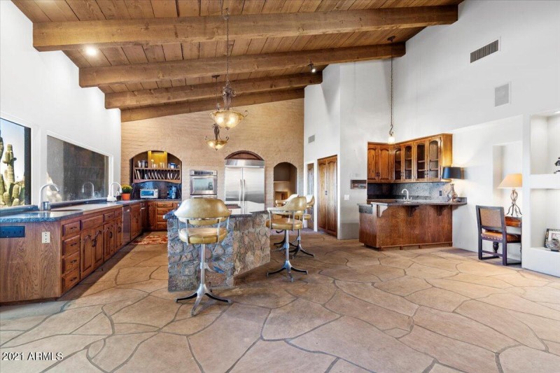 21-Kitchen _ Bar