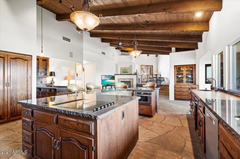 26-Kitchen