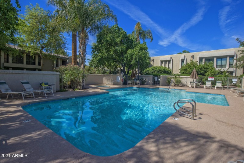 015_Enjoy the AZ Outdoor Lifestyle!