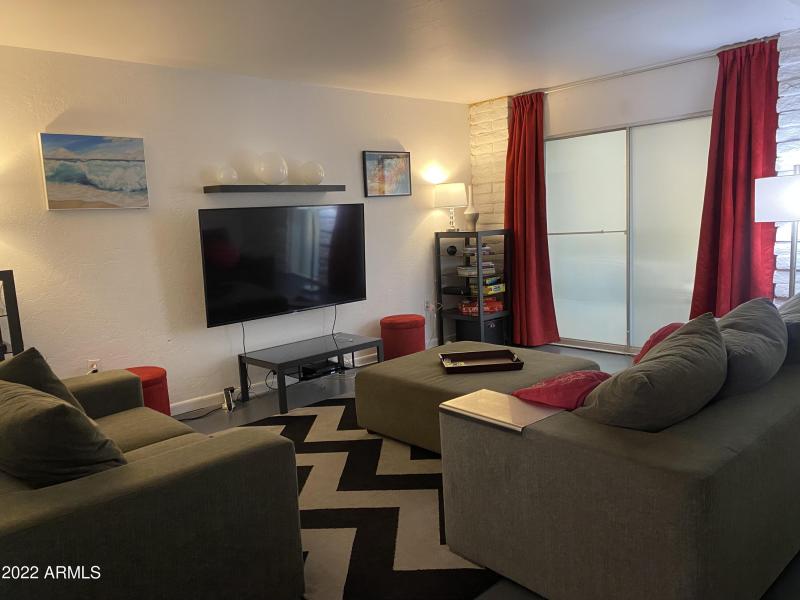 Living Room to patio