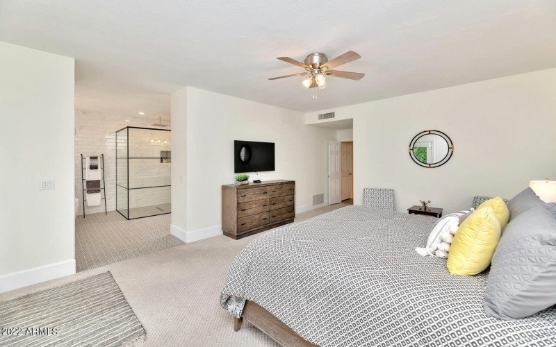 12823 N 78th St-large-014-005-12823 N 78