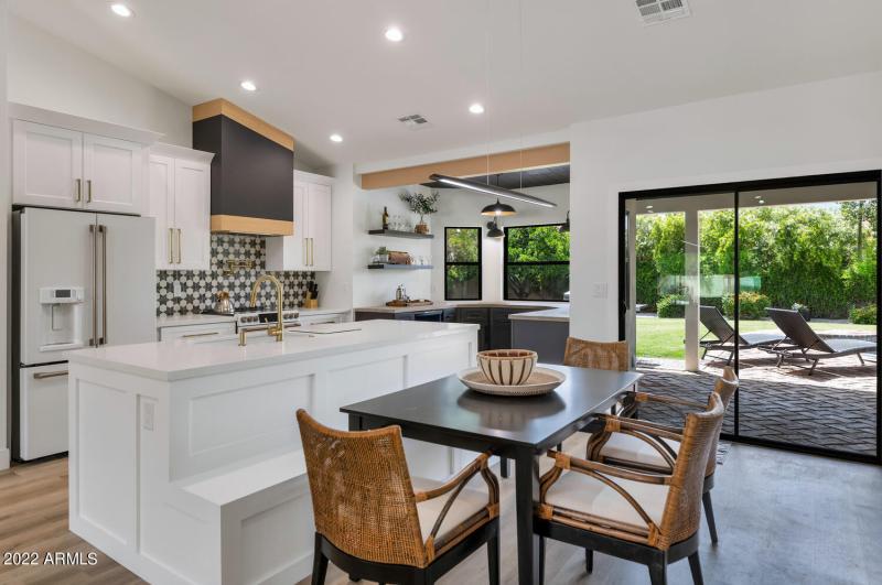 10333 E Caron St-large-010-030-10333 E C