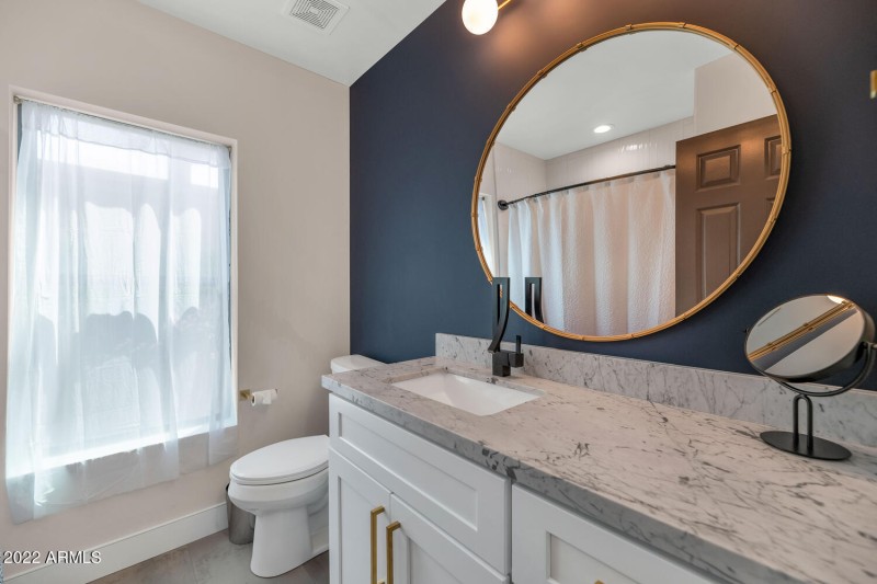 10333 E Caron St-large-024-021-10333 E C