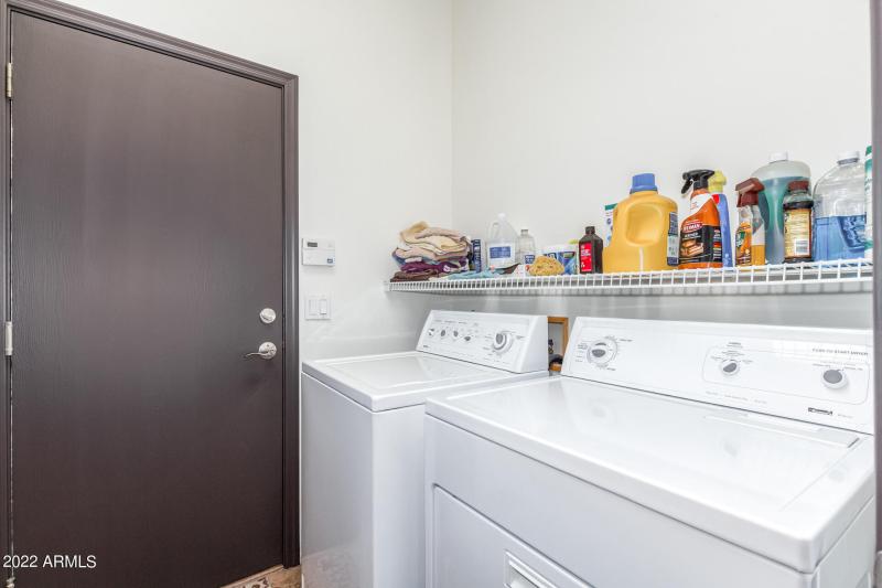 0026-26 - Red Dog 5872