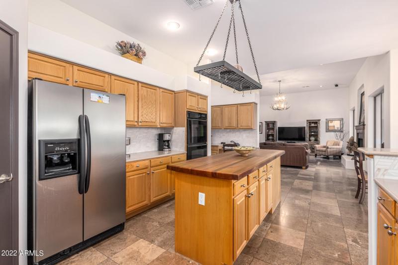 0007-7 - Red Dog 5872