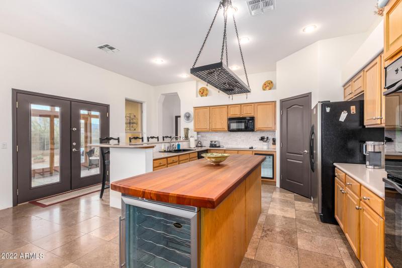 0005-5 - Red Dog 5872