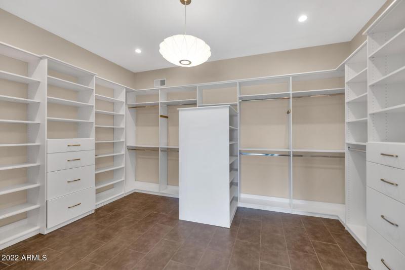 10195 E Cactus Rd-large-020-020-10195 E